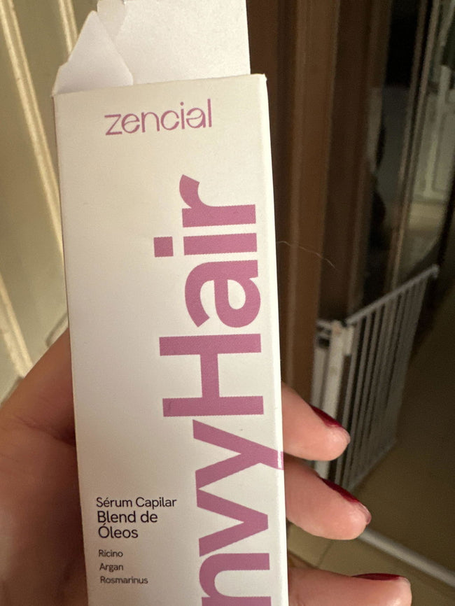 Original Zencial customer review photo for envy-hair; used with permission